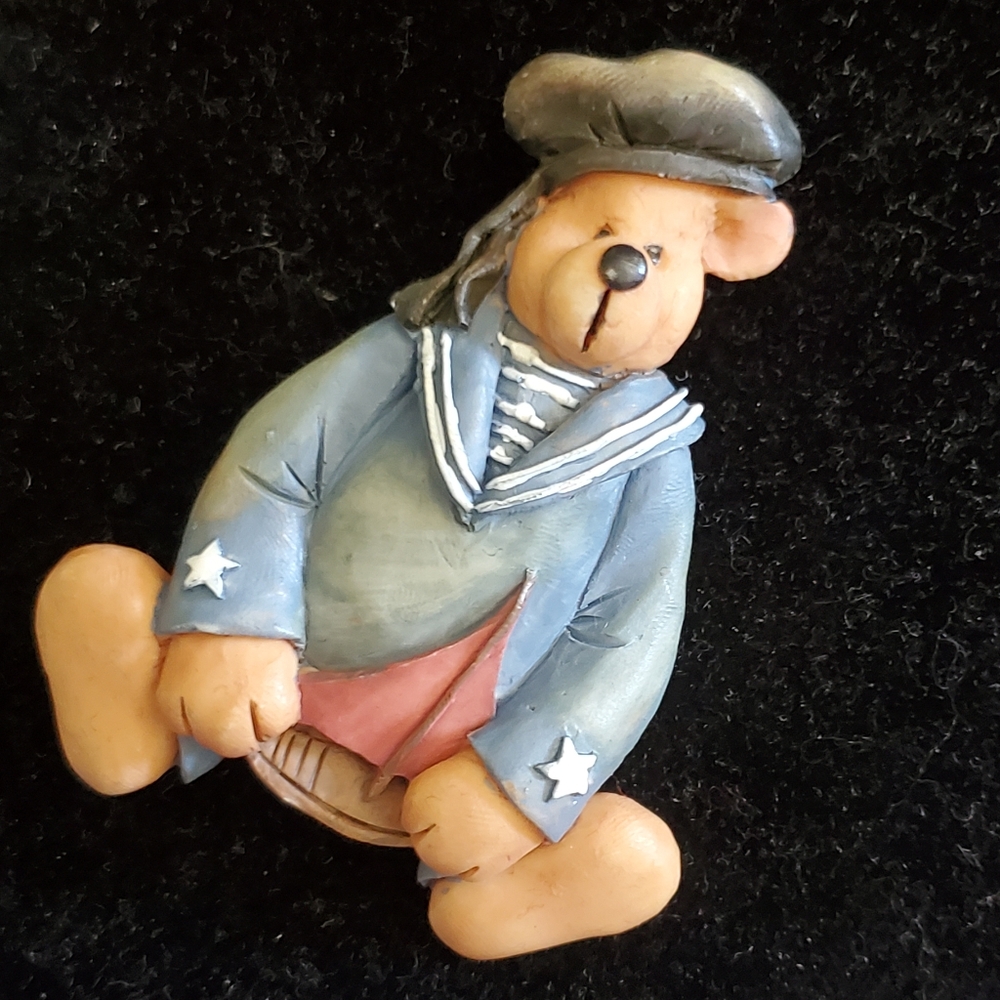 Vintage sailor teddy bear brooch brown, blue, red
